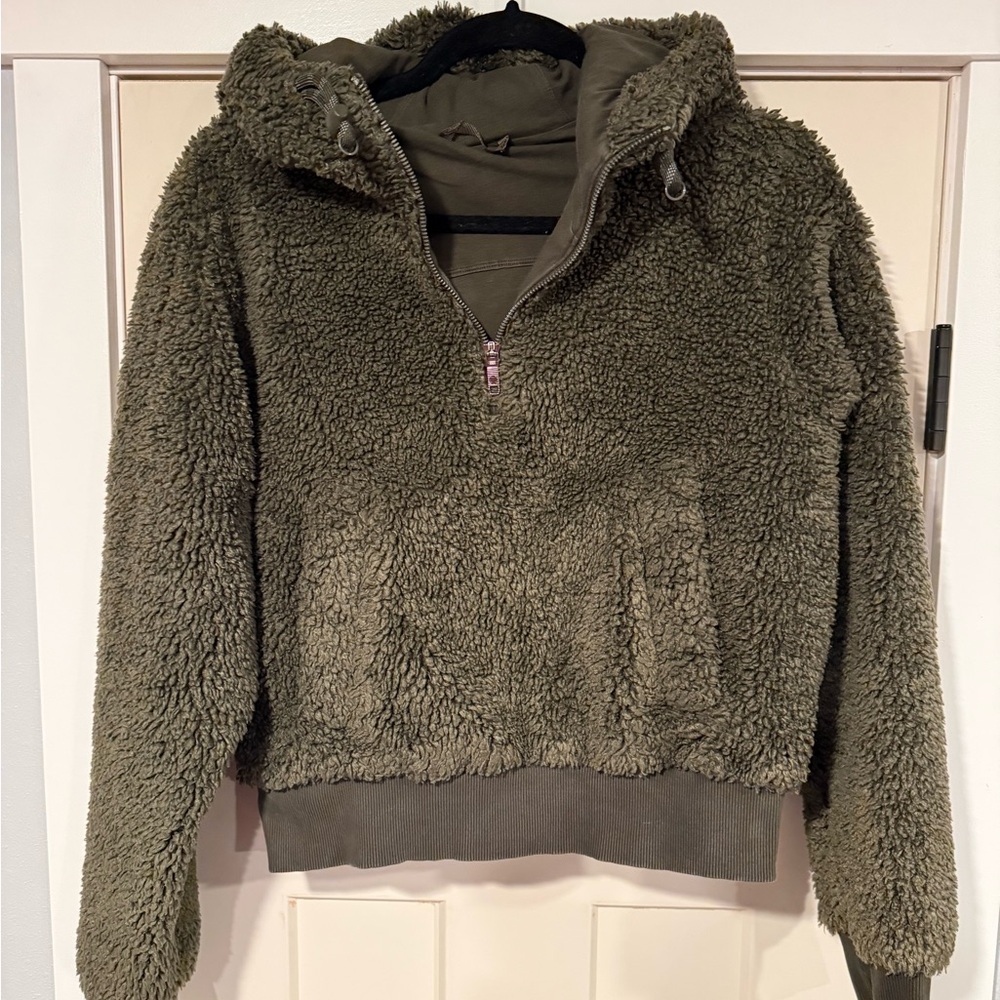 Lululemon Oh So Sherpa Half Zip- dark olive green